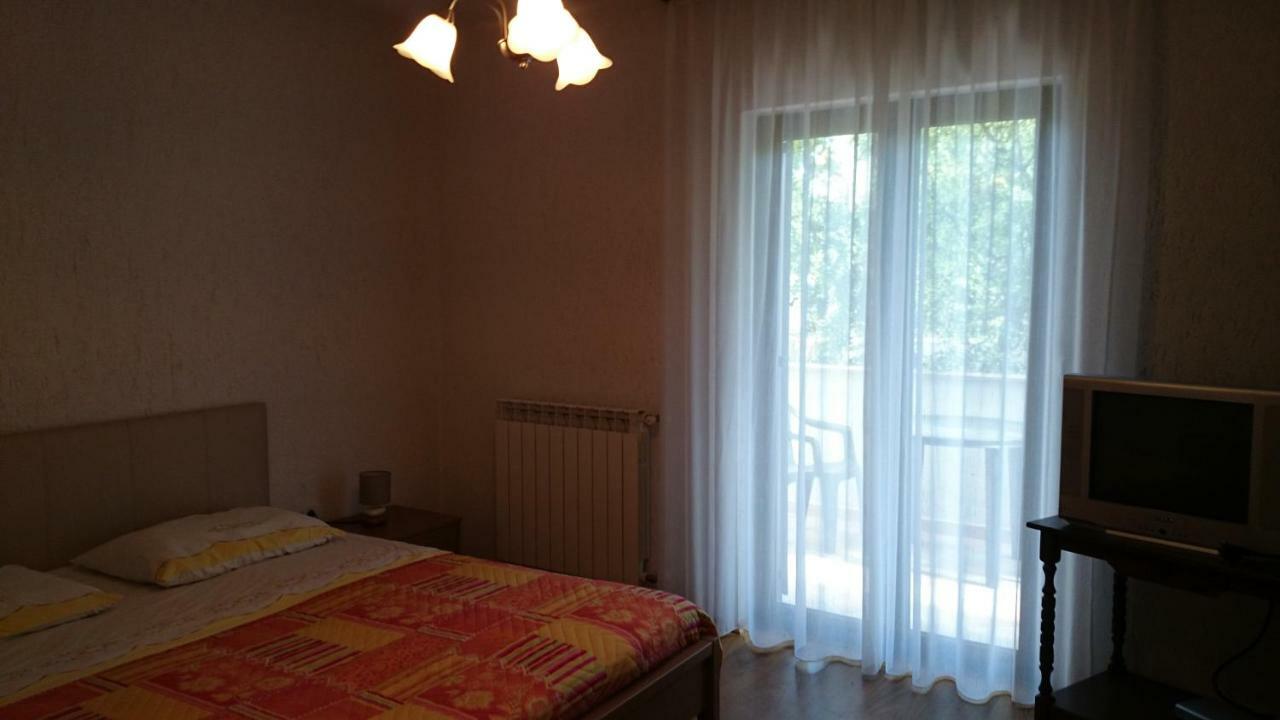Apartman Dino Tar-Vabriga Bagian luar foto